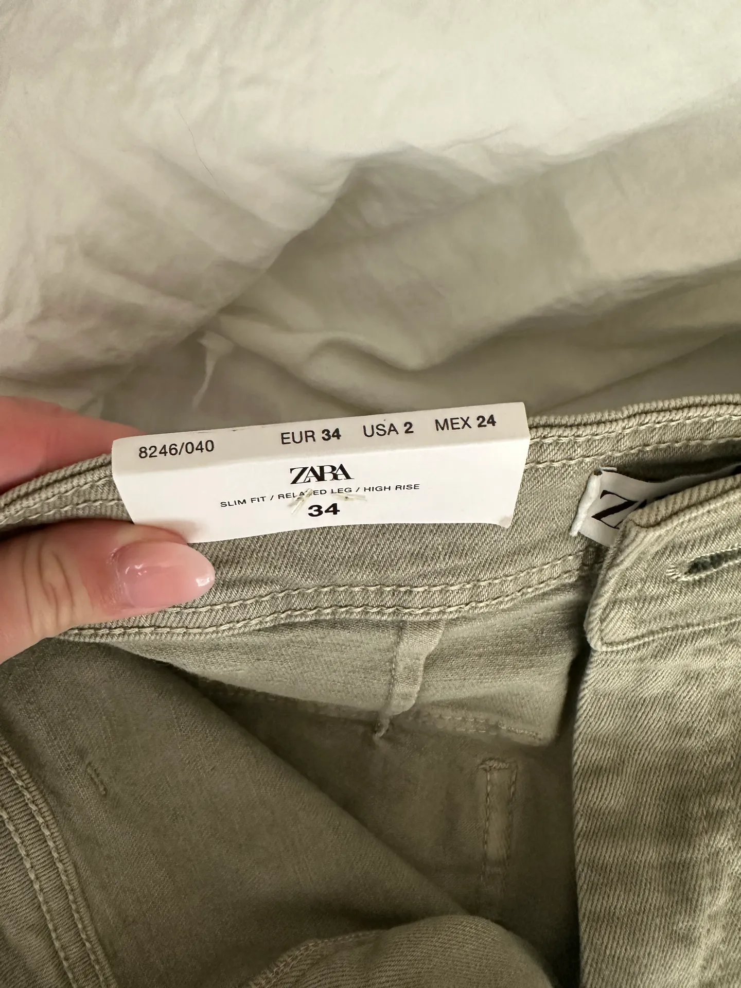 NWT Cargo Marine Pants - Image 4