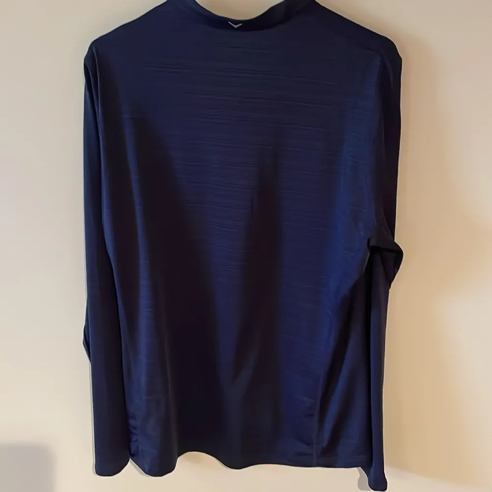 Women’s Callaway Navy pinstripe Lightweight 1/4 Zip Up Opti Dry Golf Pullover - Image 4