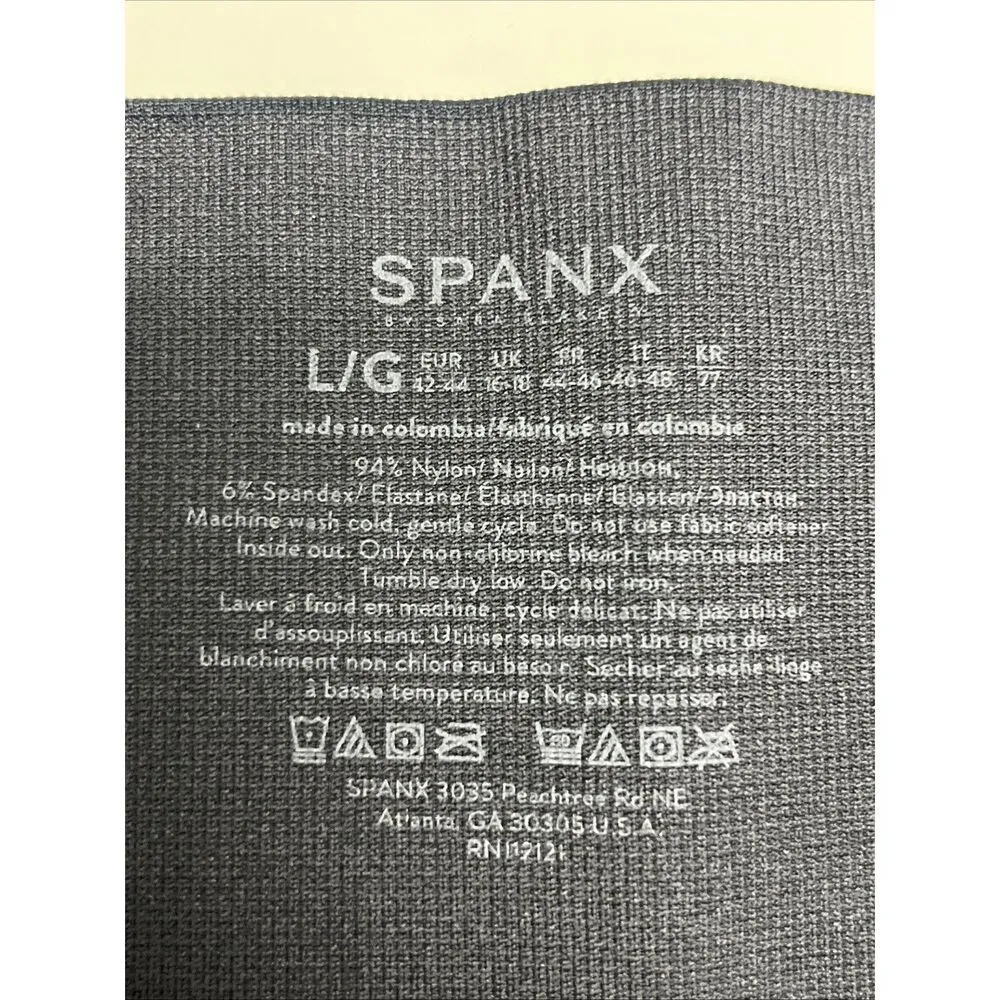 SPANX Women’s Black Camo High Rise Textured Pull-on Nylon Biker Shorts- Large - Image 8