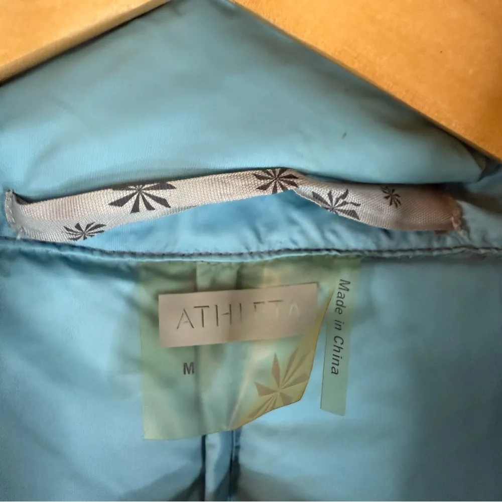 Athleta  Full Zip Quilted Puffer Vest Womens Medium Gray Nylon Goose Down Pockets - Image 4