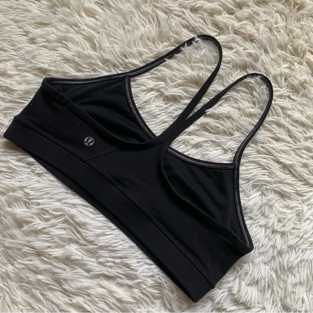 Lululemon  Flow Y Bra - Image 5