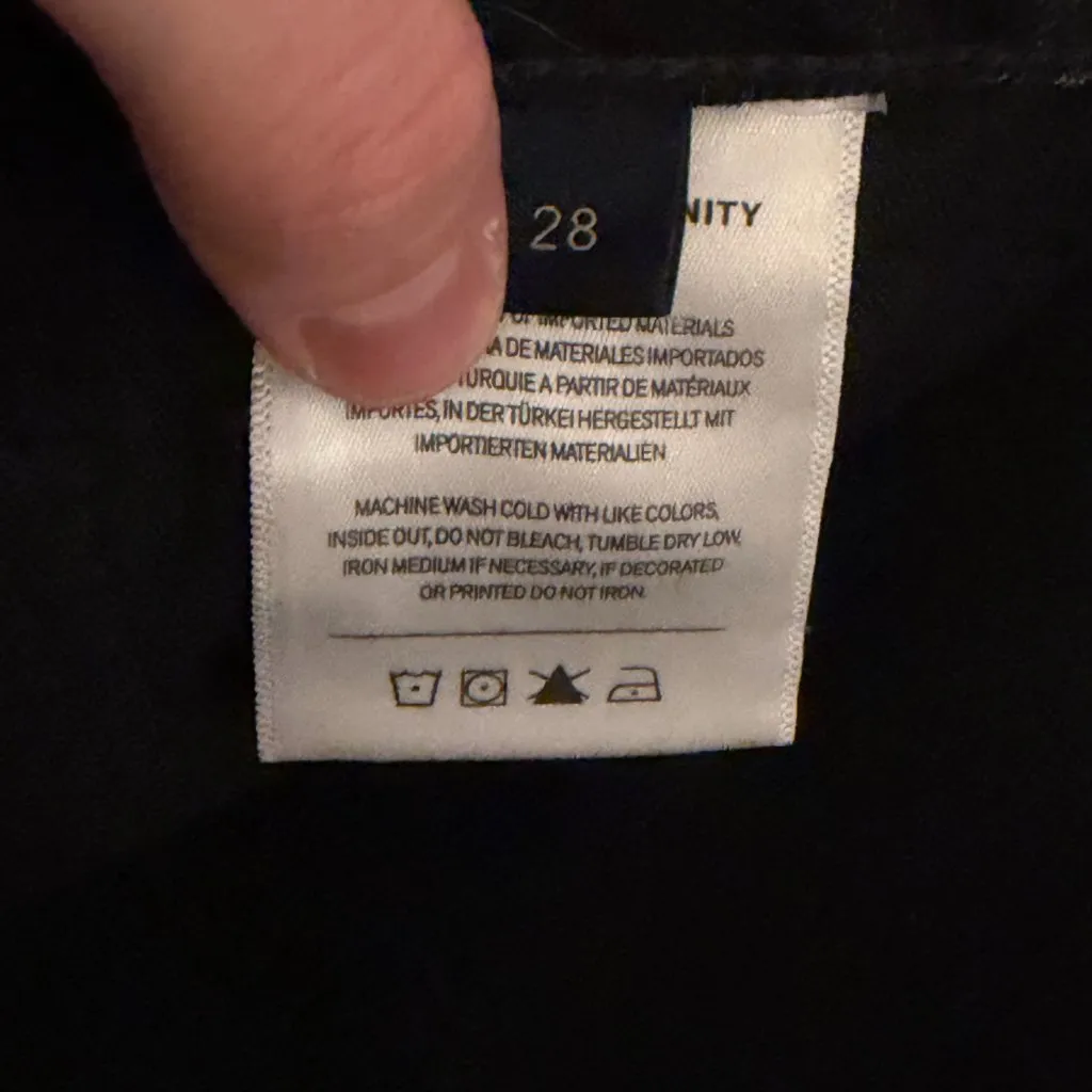 Citizens of Humanity Isola jeans black size 28 cropped boot raw hem designer - Image 13
