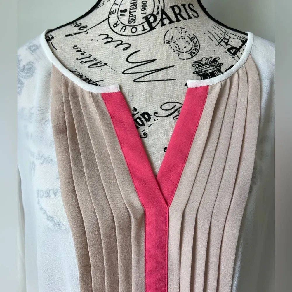 Ann Taylor Off-White w/ Beige & Pink Front Pleats 3/4 Sleeve Blouse Size Large - Image 2