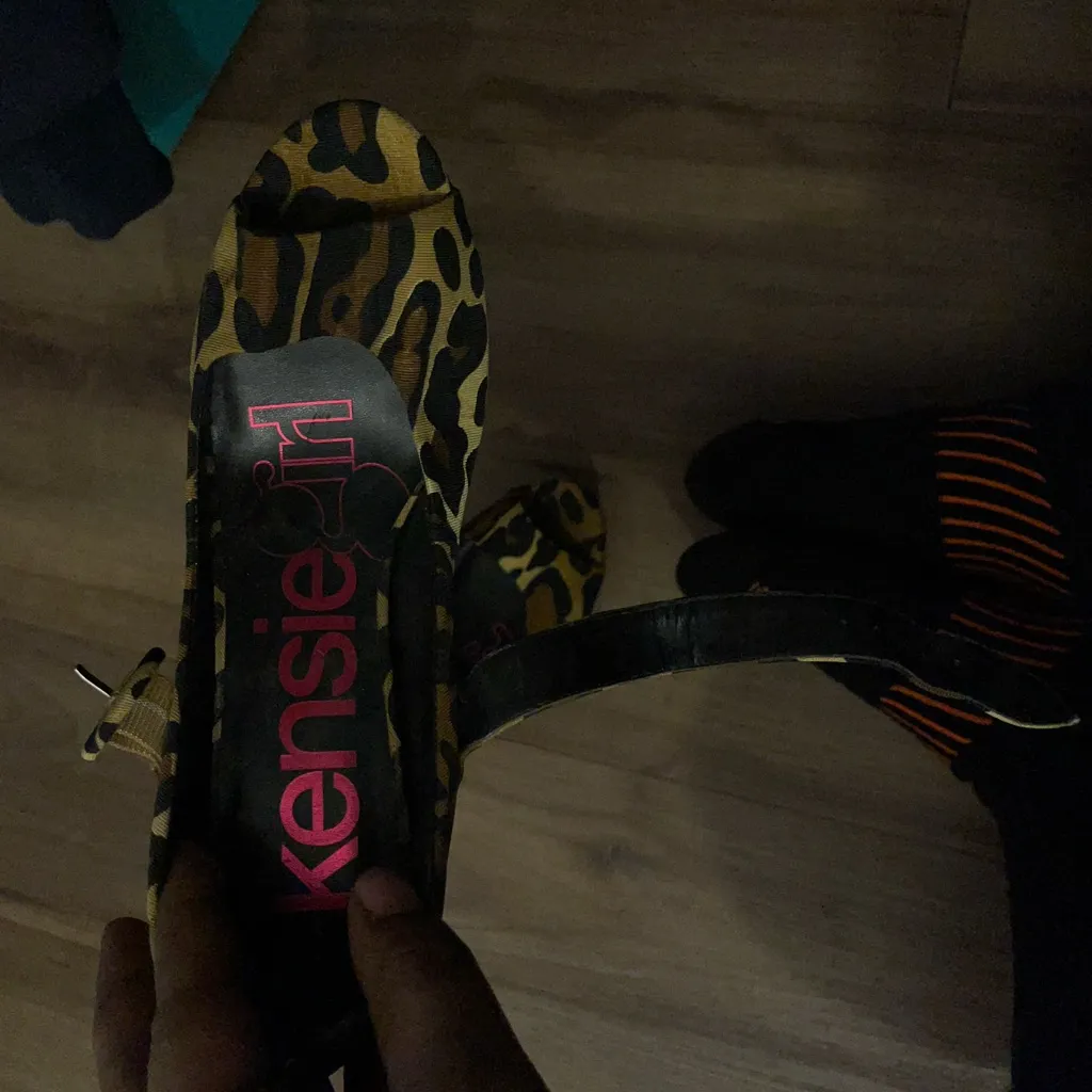 Kensie Girl Leopard Print Heels Size 7.5 - Image 5