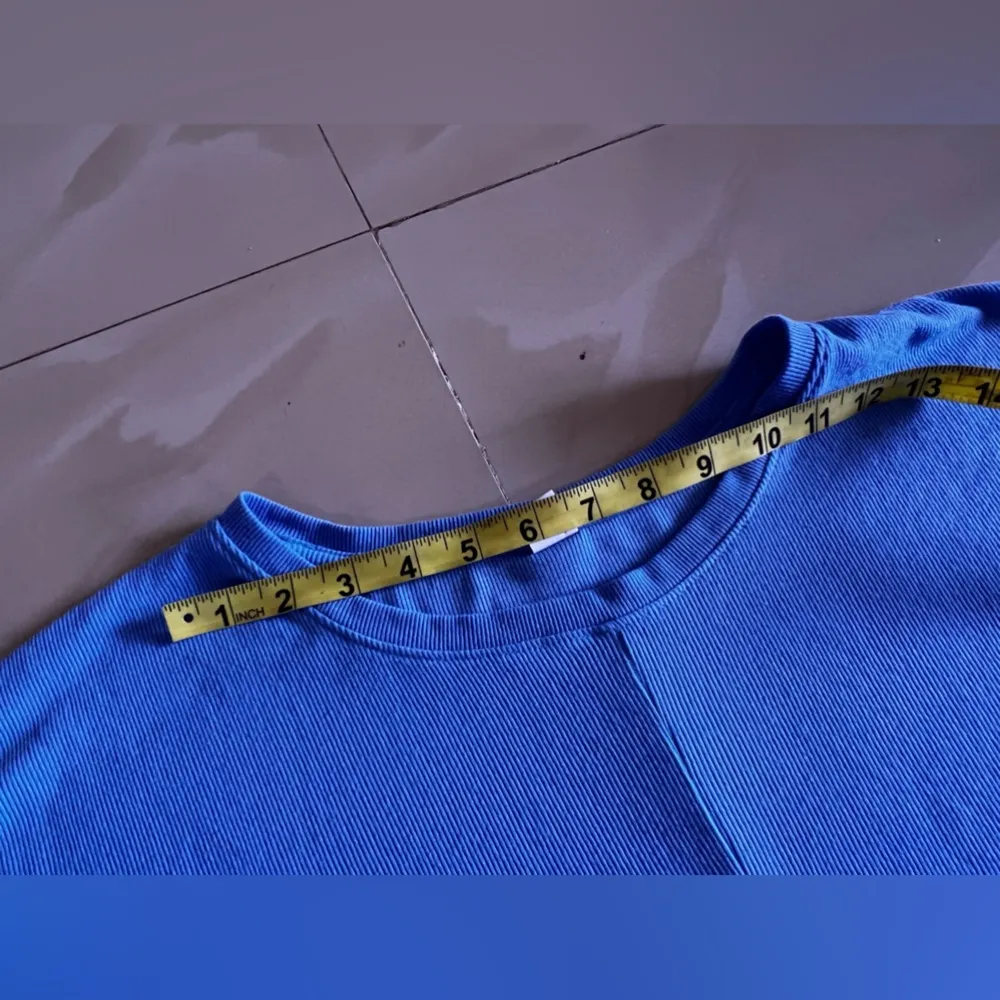 Old Navy Active XXL sky blue  short sleeve tshirt with side knot - Image 10