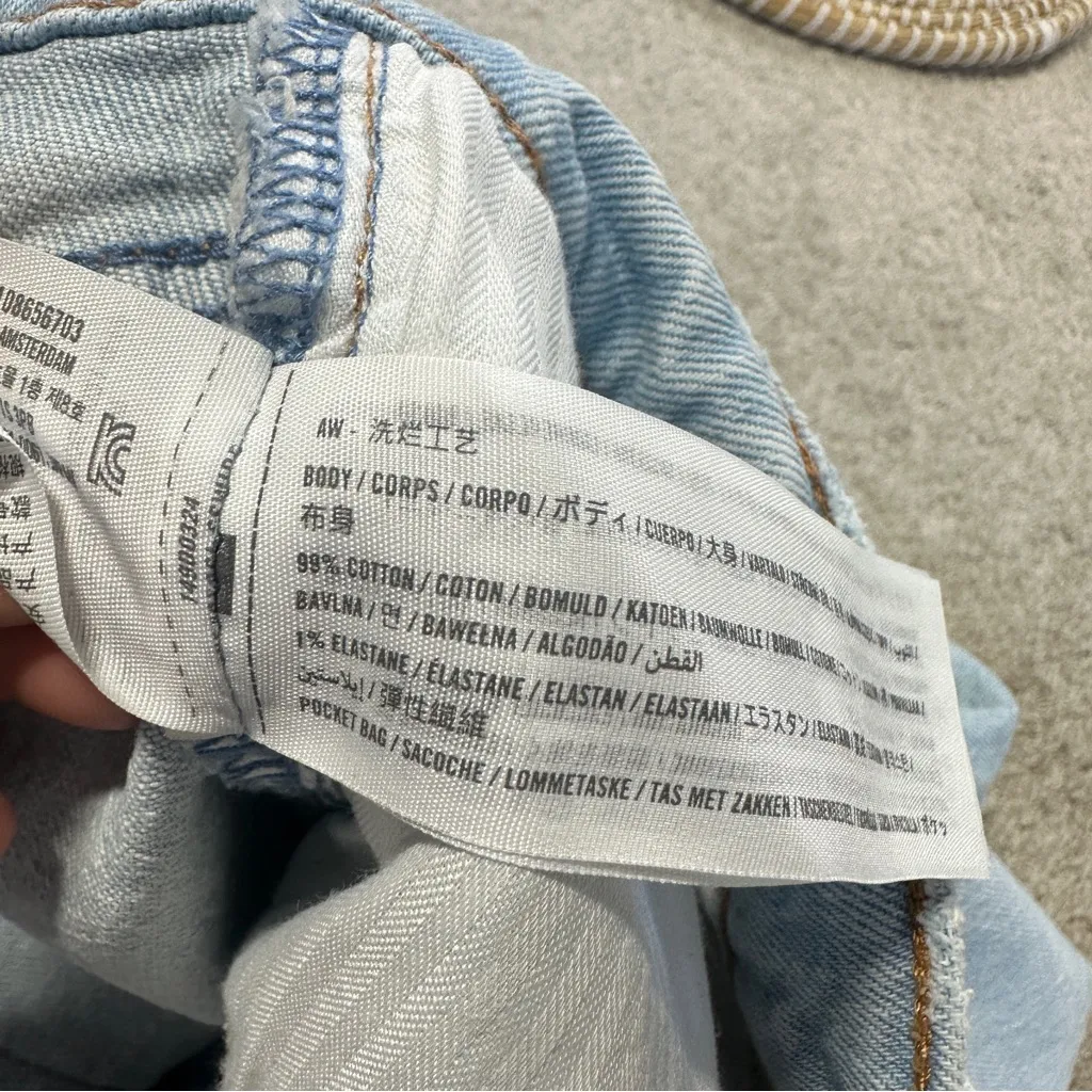 Abercrombie & Fitch Curve Love The Dad Short High Rise Cuff Hem Light Wash 34/18 - Image 10