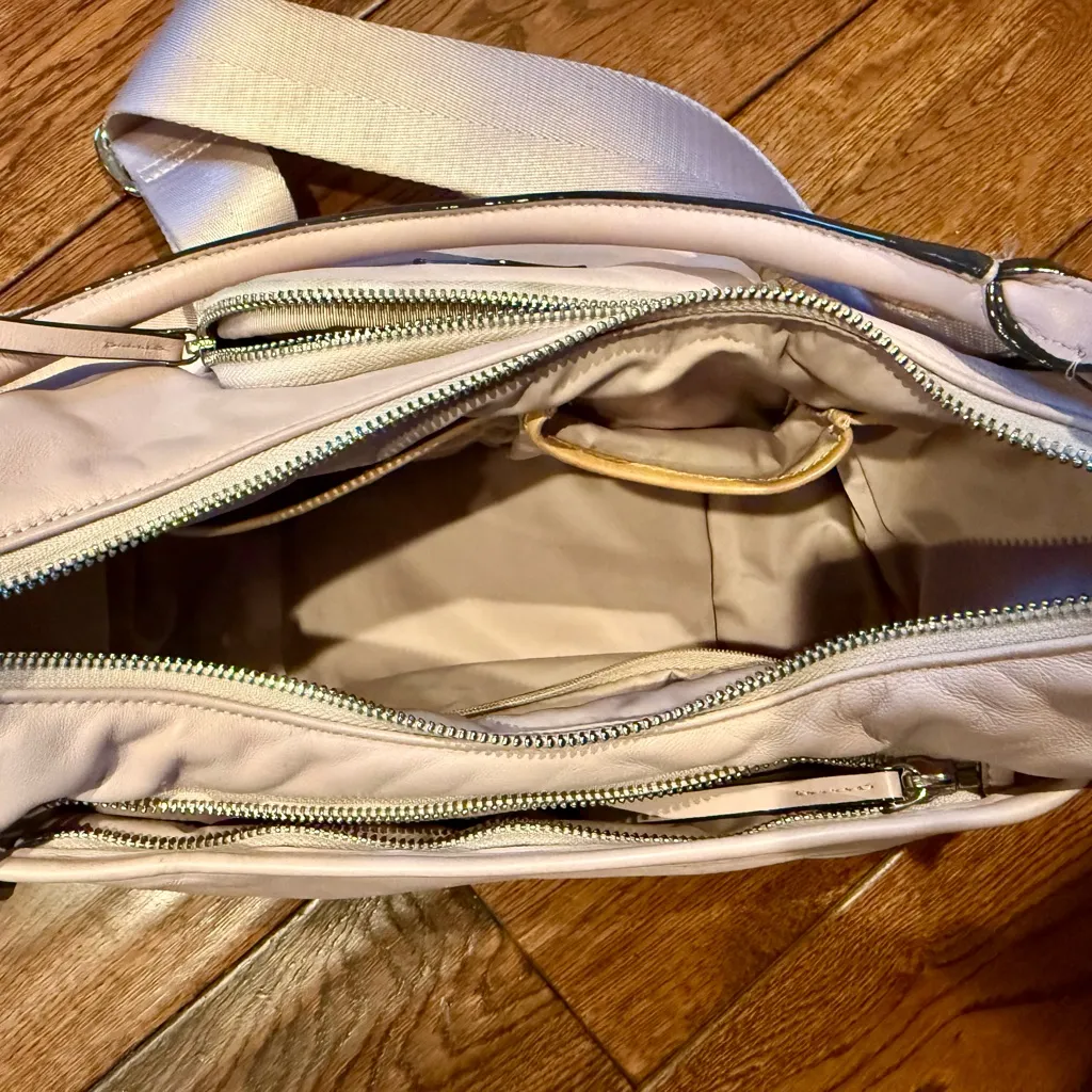 Mz Wallace Lavender soft leather Shoulder Bag - Image 6