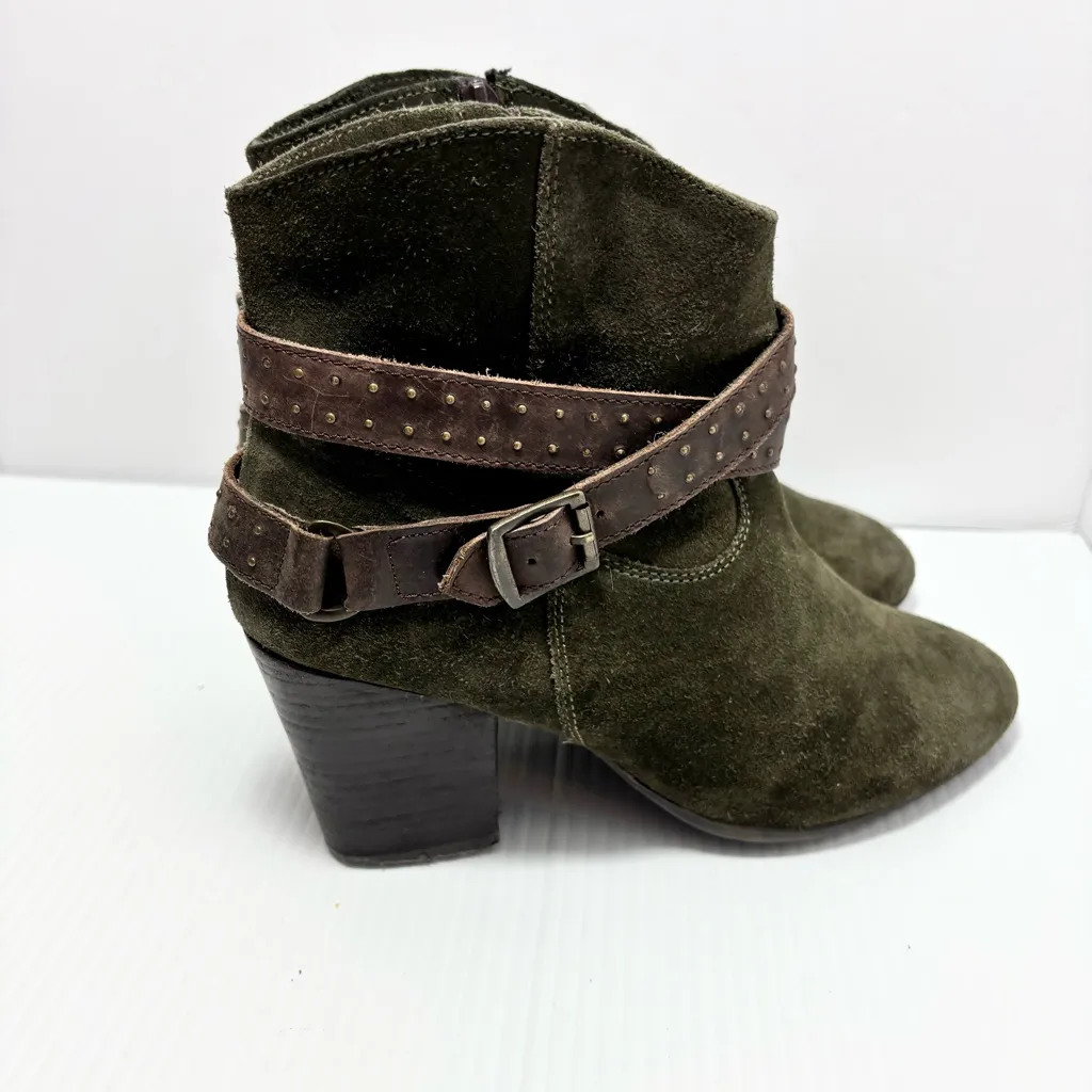 Diba Army Green Suede with Brown Leather Strap Booties‎ Size 8 - Image 9