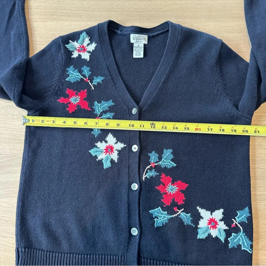 Vintage Classic Elements Winter Christmas Black Knit Cardigan Sz M Poinsettia - Image 8