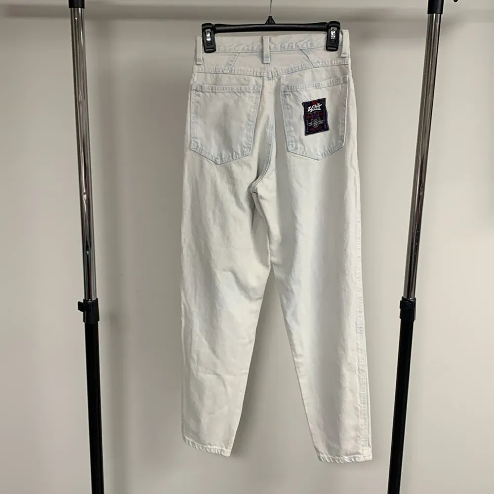 Vintage Zena Acid-Washed High-Waisted Distressed Jeans Size 27 - Image 6