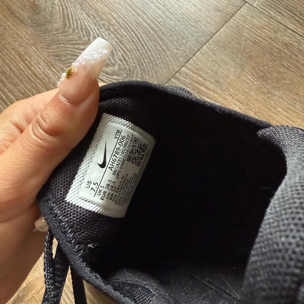 Nike Air Max 270 Women’s 7.5 FREE SHIPPING - Image 7