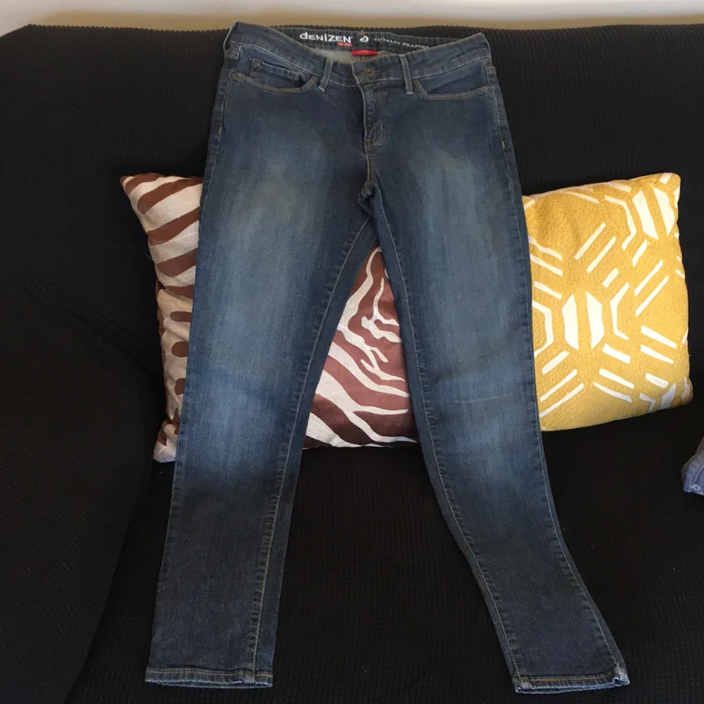 Levi’s Denizen skinny jeans size 6 - Image 2