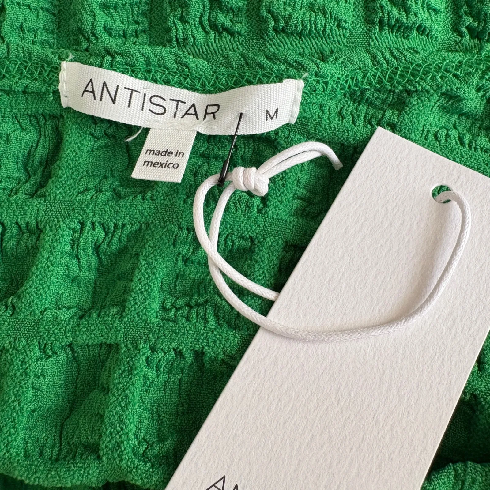 NWT Antistar Popcorn Textured Crop Tank‎ Top Kelly Green Bubble Size Medium - Image 3