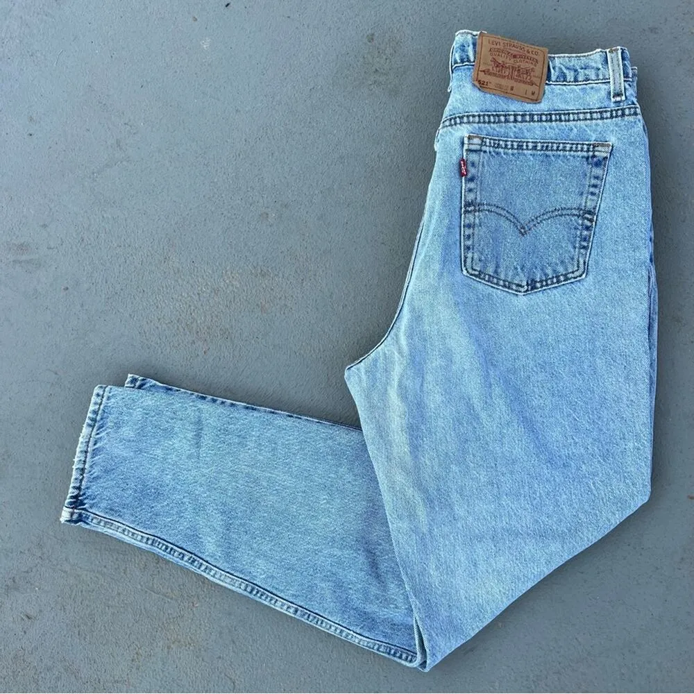 Vintage 90s Levi’s 521 tapered fit tapered leg high rise stone wash mom jeans - Image 5