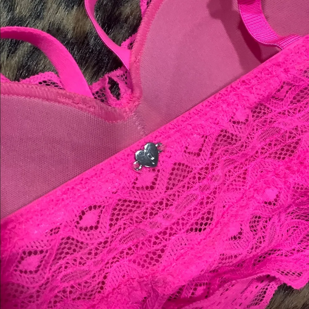 NWOT PINK BY VICTORIAS SECRET PINK LACE BRALETTE - Image 3