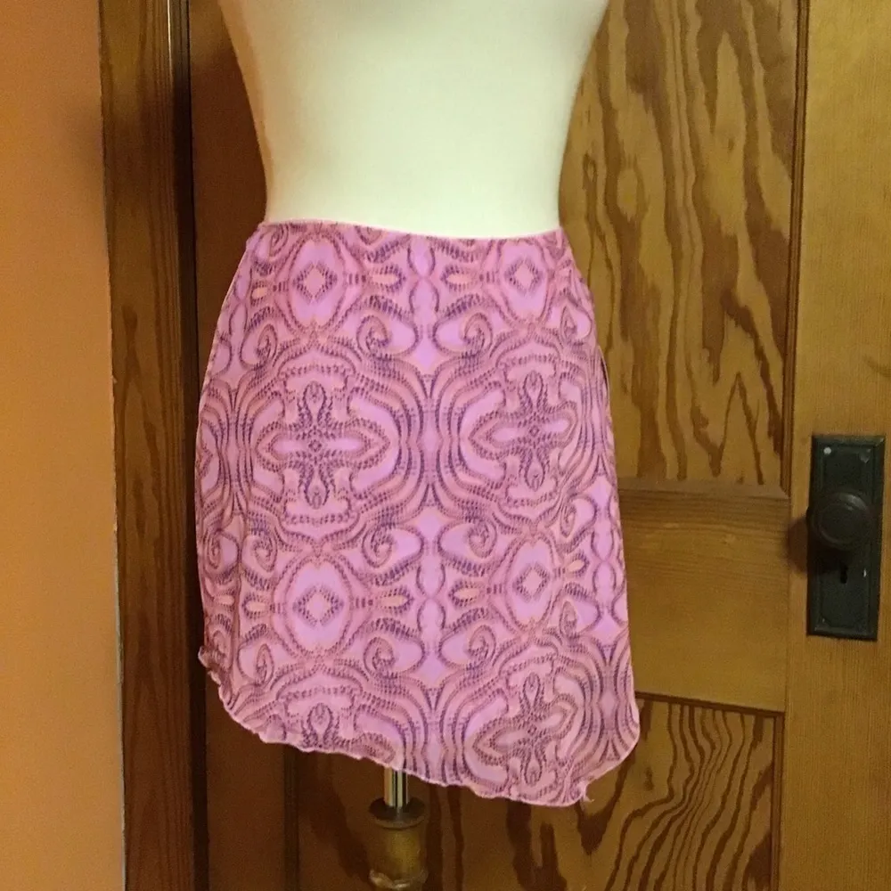 Wild Fable NWT bright asymmetrical pink mini skirt - Image 4