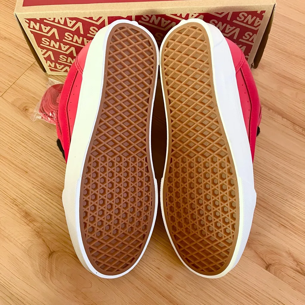 Vans Knu Skool VN000D6CREB Red Black Women 10.0 US Mens 8.5 US - Image 10