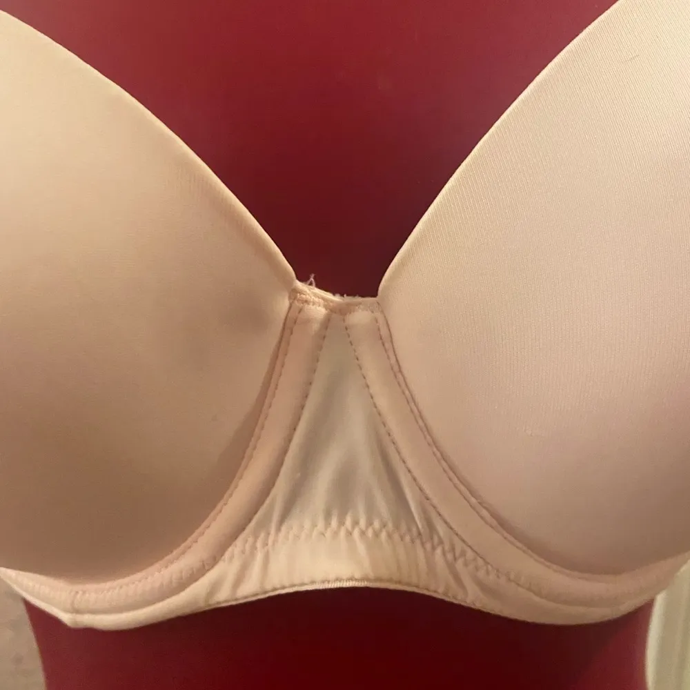 PINK Victoria’s Secret wear everywhere lightly lined bra in baby pink 36DD - Image 3