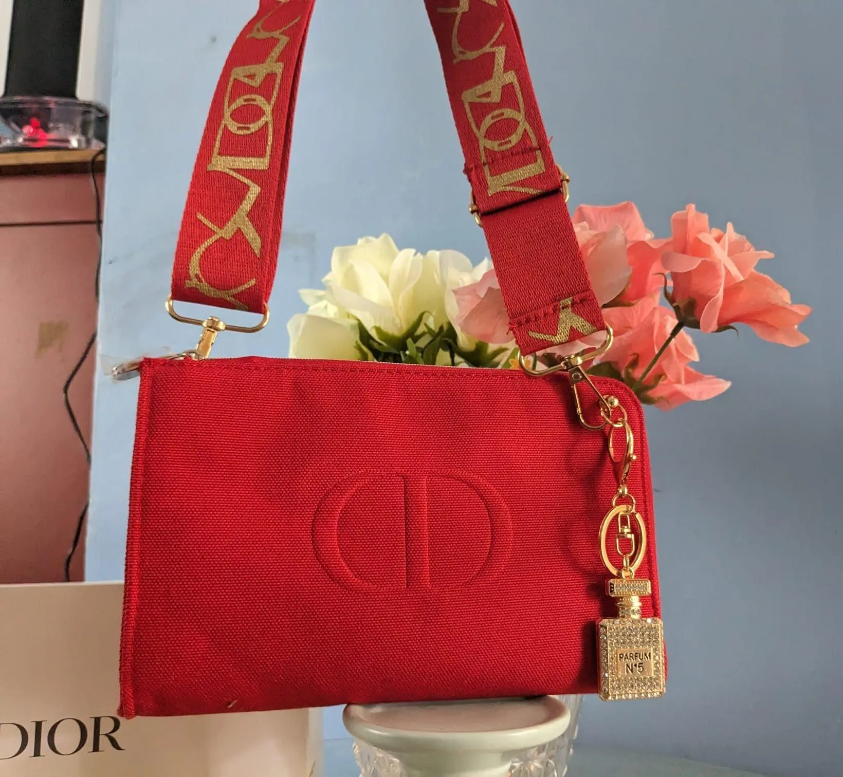 Beauty Pouch - Image 5