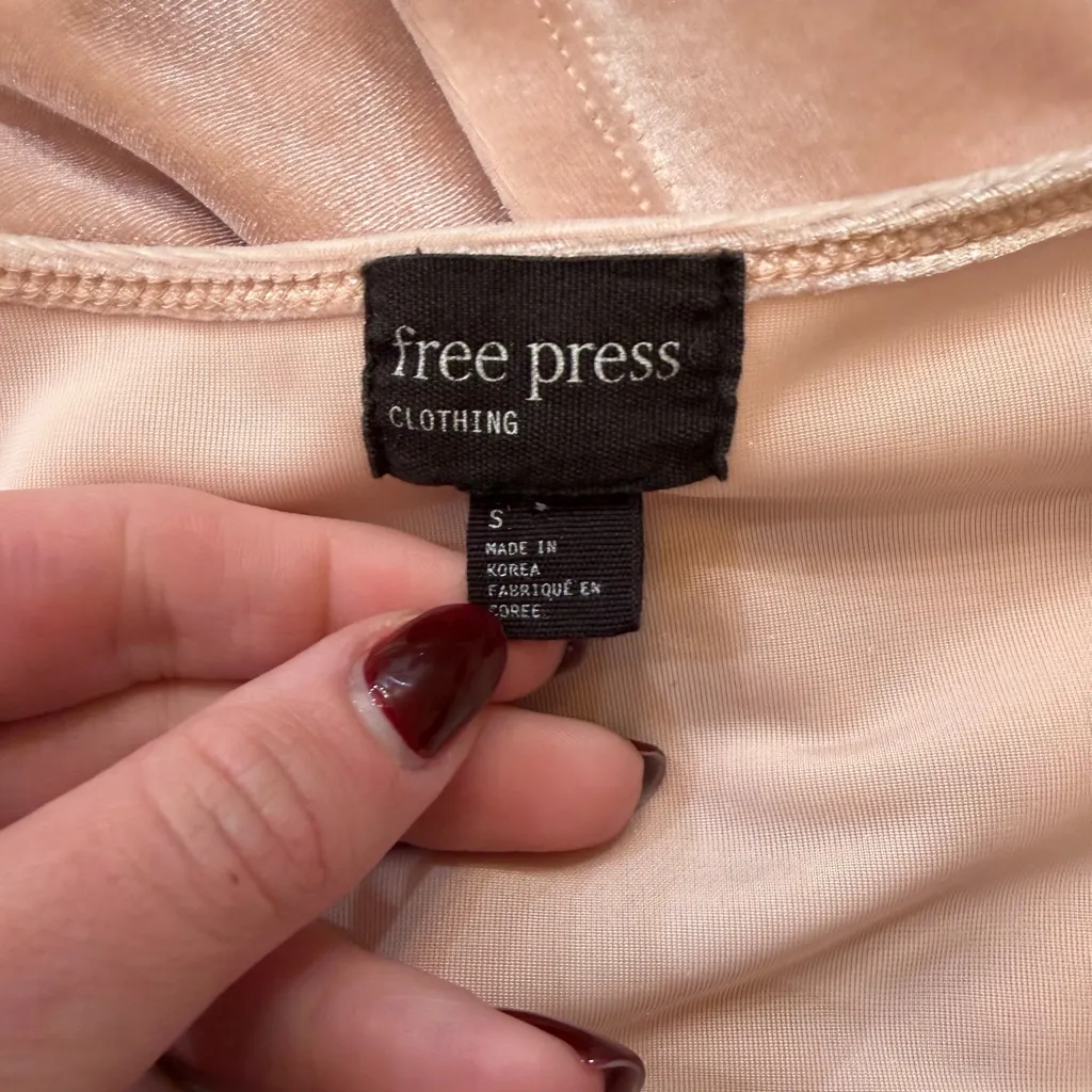 Free Press Velvet Cropped Long Sleeve Top - Image 3