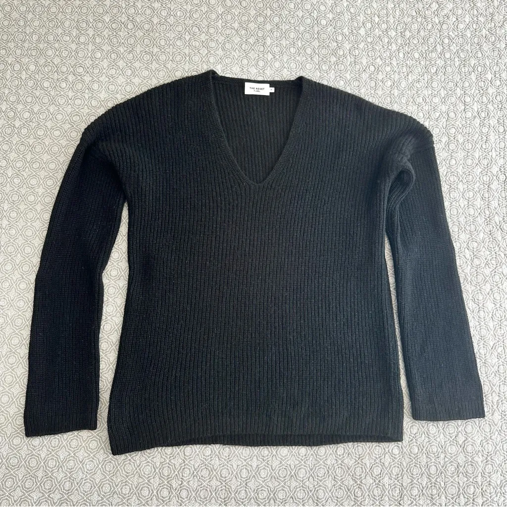 THE RESET R LABEL Sweater V - Image 5