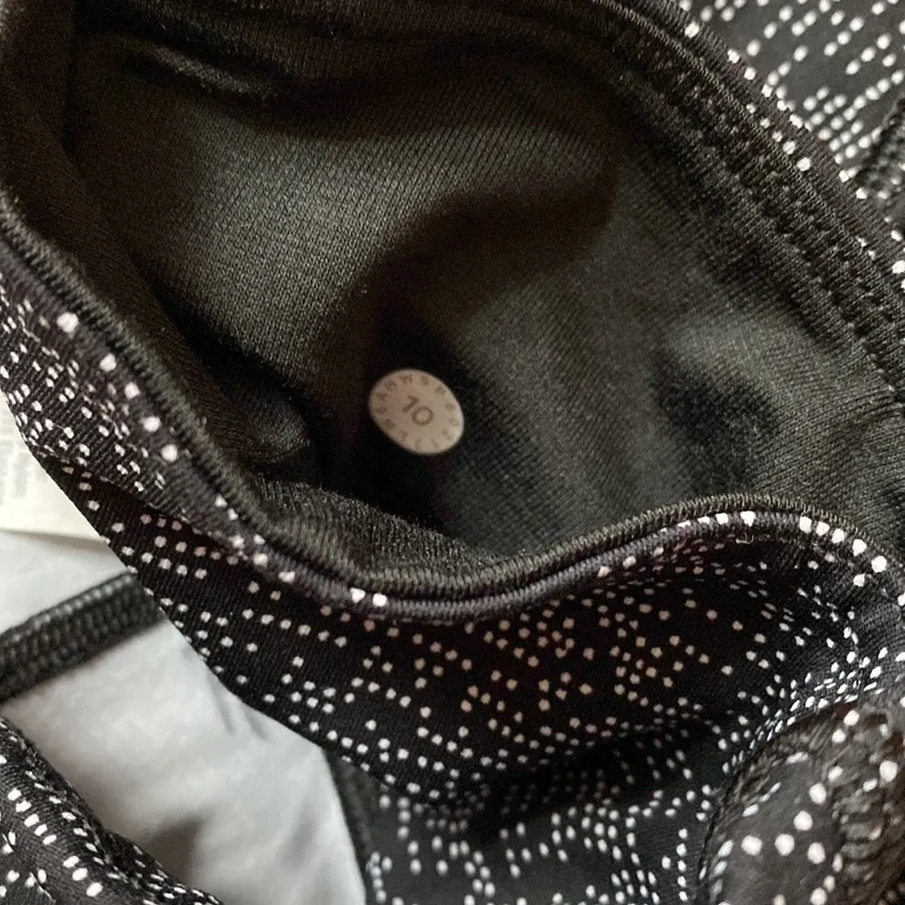 Lululemon Train Times Crop 17 inches Soundwave White Black / Black Polka Dots 10 - Image 12