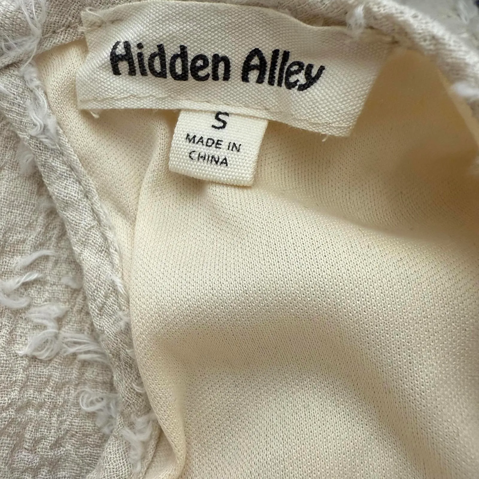 Hidden Alley Women's Small Beige Textured Short Sleeve Dress W/Pockets Classic - Image 6