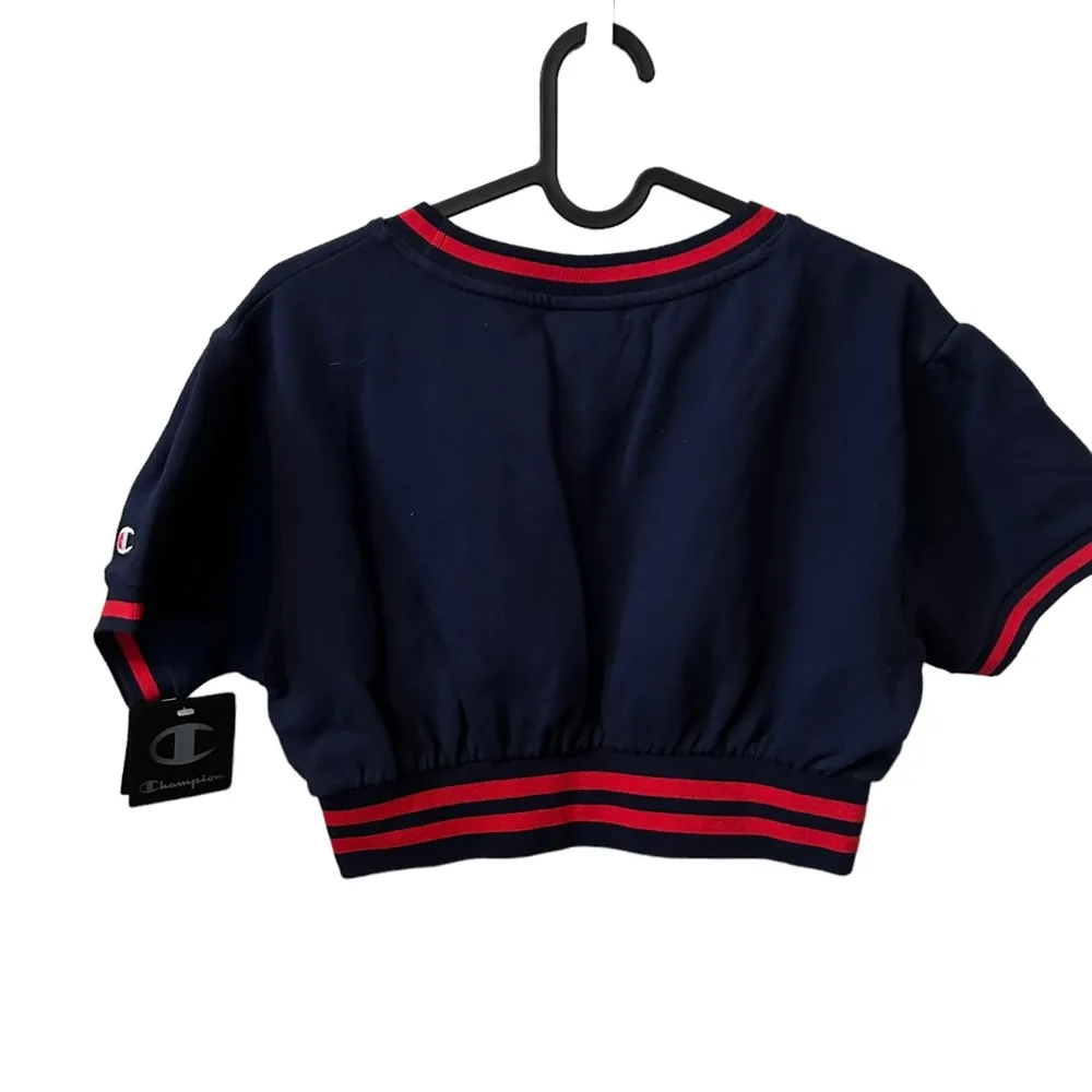Champion Navy & Red Short Sleeve Cropped Sweatshirt Size Small Y2K Girlies Fun. - Image 3