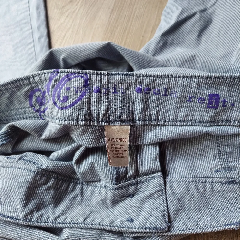 SO  Brand Y2K Low Rise Pin Stripe Pants - Image 5