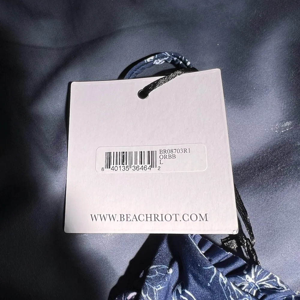 Beach riot bikini top - Image 4