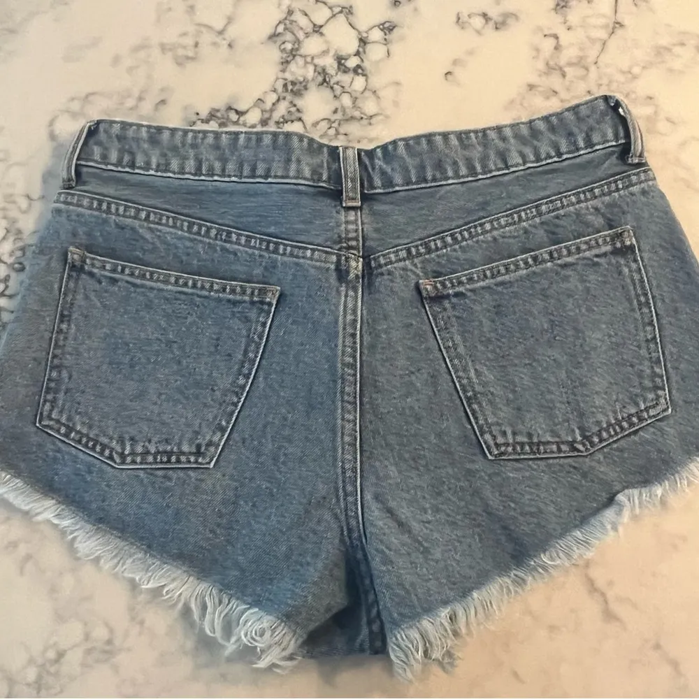 New Topshop Kiri High Waisted High Leg Denim Frayed Shorts Size 10 - Image 4