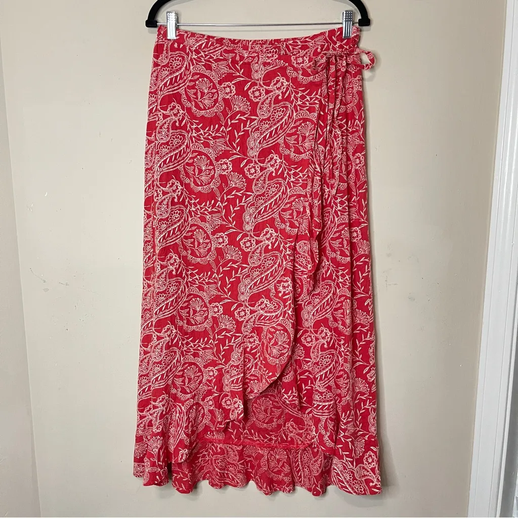 UNIVERSAL THREAD Women’s Ruffle Maxi Wrap Skirt in Red Paisley, Medium - Image 2