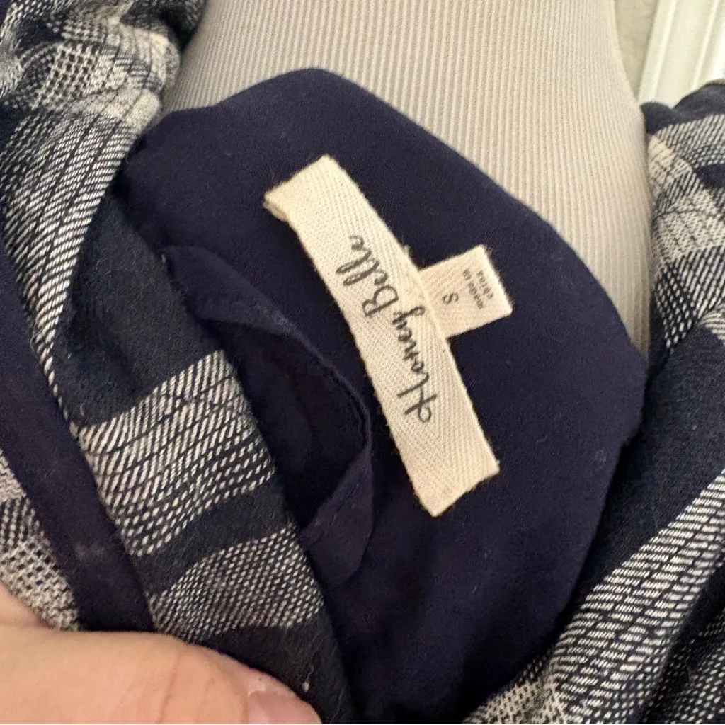 Honey Belle Quilted Zip Up Vest - Image 4