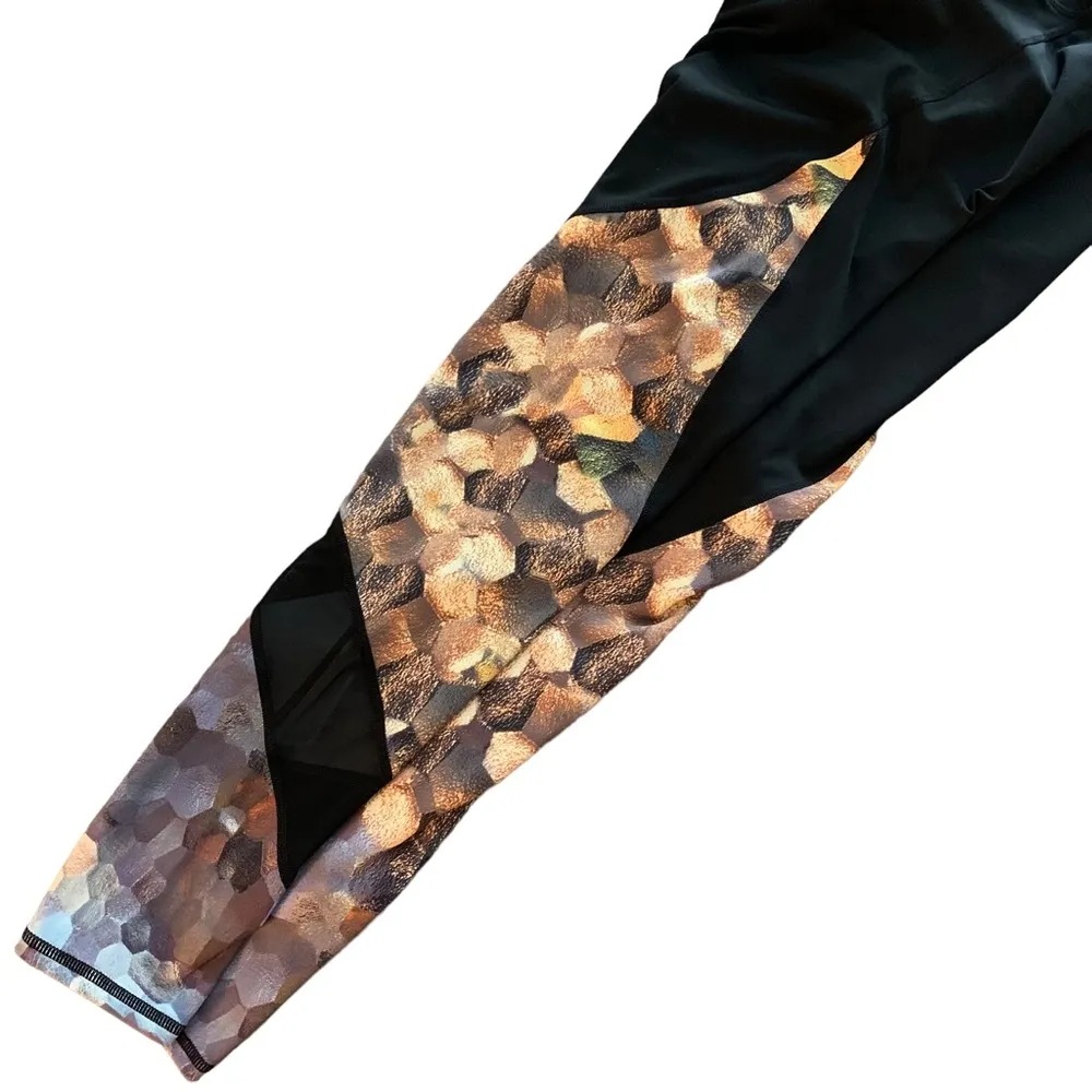 Athleta Sonar gold patterned asym black mesh inlay running training leggings - Image 12