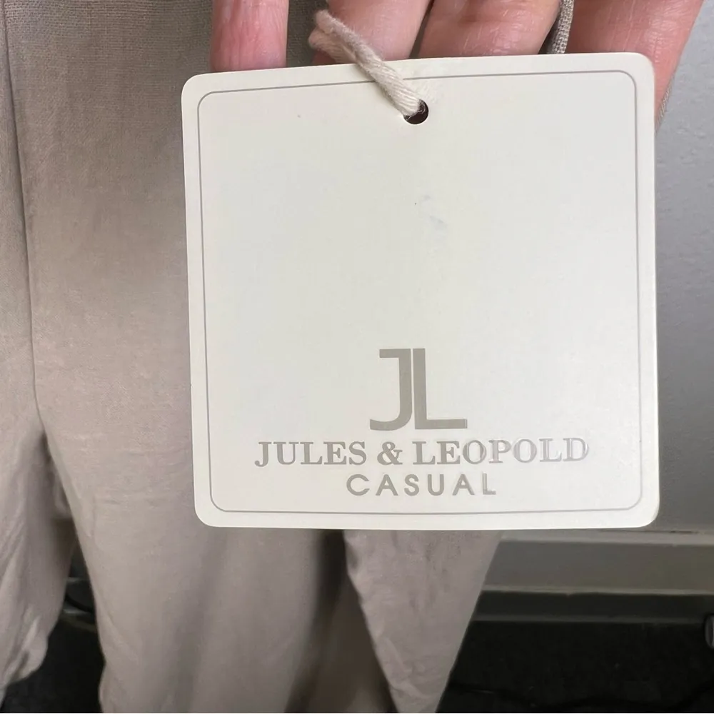 Jules & Leopold Cream Chinos Relaxed Fit Lightweight - Image 2