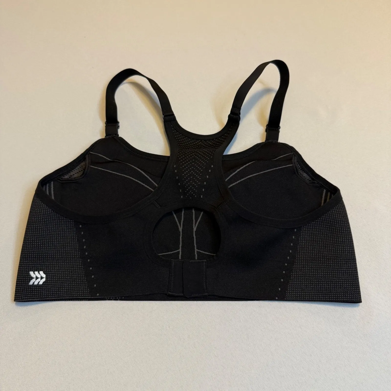 All in Motion Medium Black Sports Bra Adjustable Straps Workout Gym Activewear - Image 3