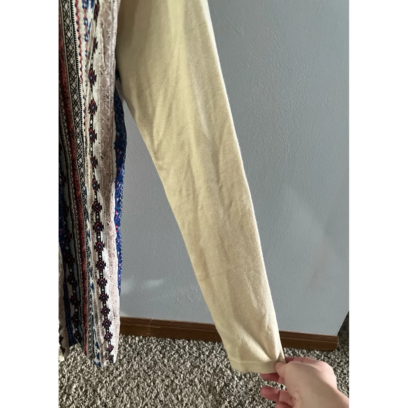 Kamana Women's Aztec Print Beige Open Front Sweater Cardigan Tassel Accents‎ MED Size 8 - Image 5