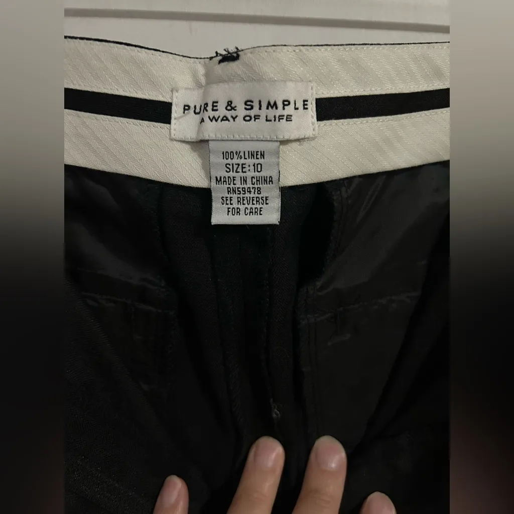 Linen embroidered black cropped pants. Size 10. 24 inch in seam. - Image 4