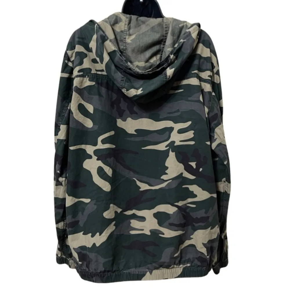 Denim and Flower Lightweight Camo Jacket - Image 4