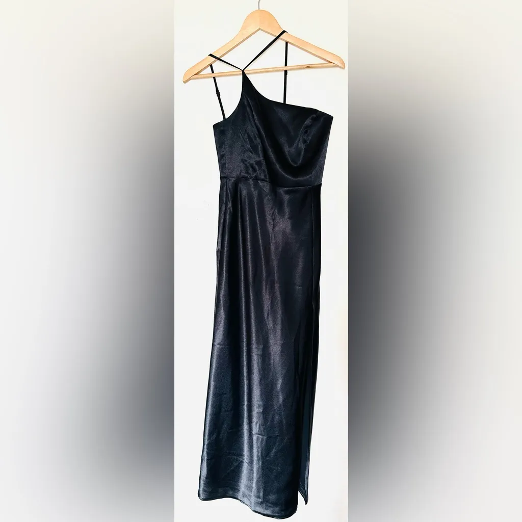 Birdy Grey Kensie Dress Women’s Elegant Shiny Satin Black One-Shoulder Sz Small - Image 4