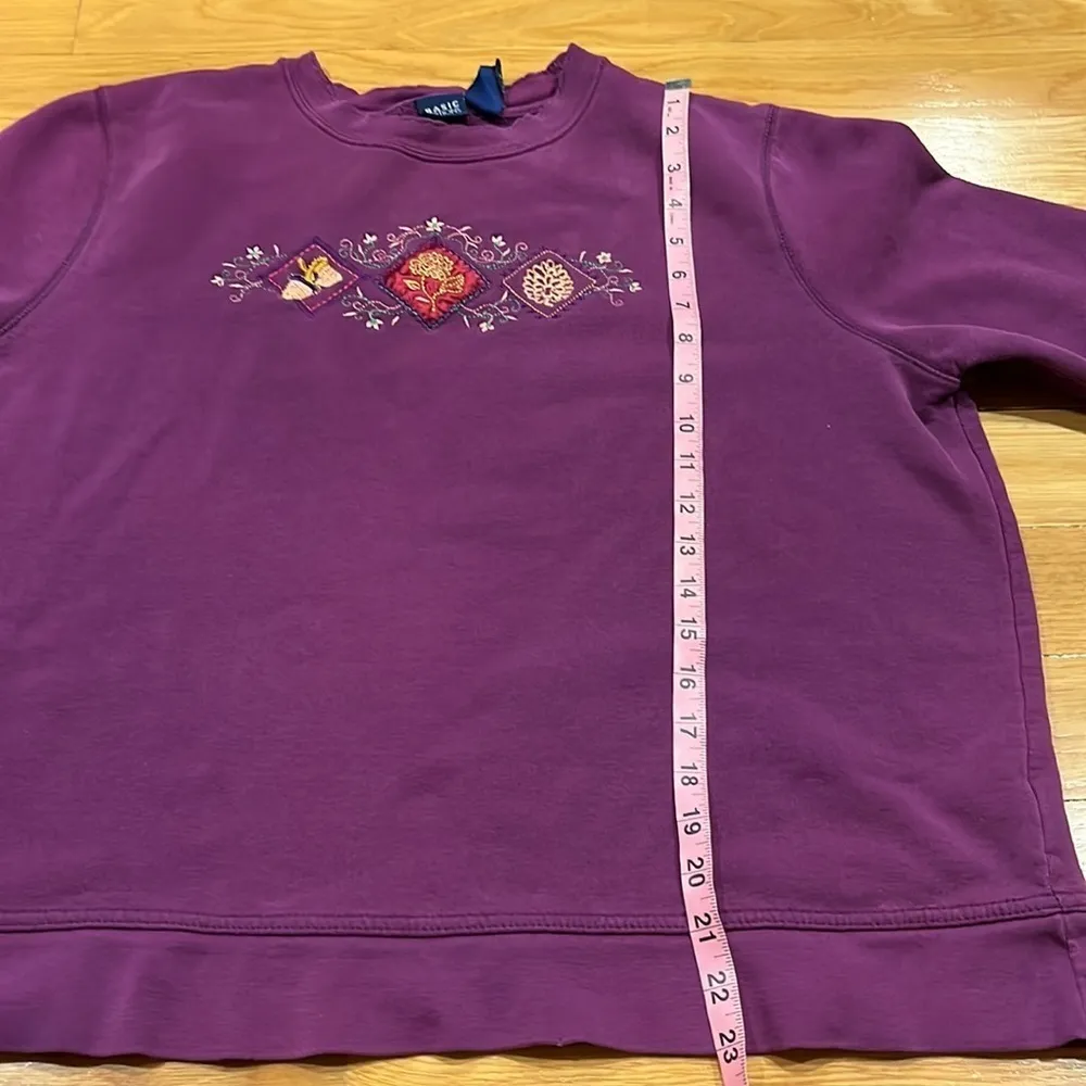 basic editions  sweatshirt size xlarge. - Image 6