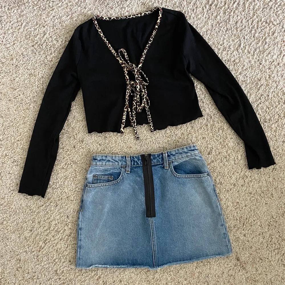 LF Carmar Denim zipper mini high rise skirt 🤍 - Image 4