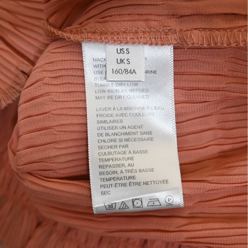 Urban Outfitters Women's S Aliyah Plisse Crop Blouse - Image 11