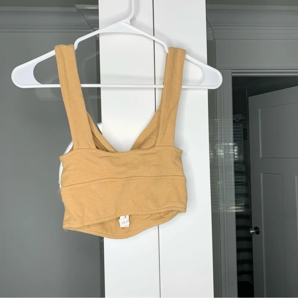 NWT Madewell Cutout Knot-Front Crop Tank Top Dried Straw Yellow - Image 3