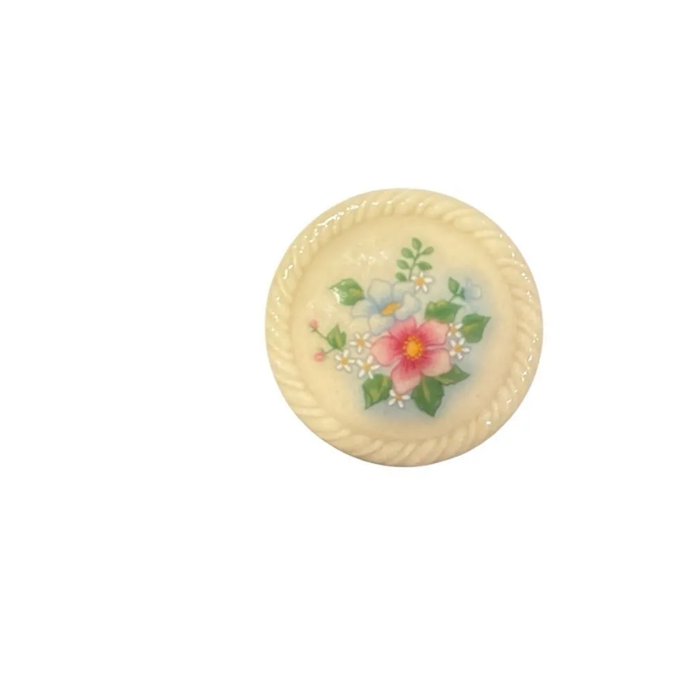 Avon Vintage Spring Bouquet Porcelain Brooch Green - Image 4