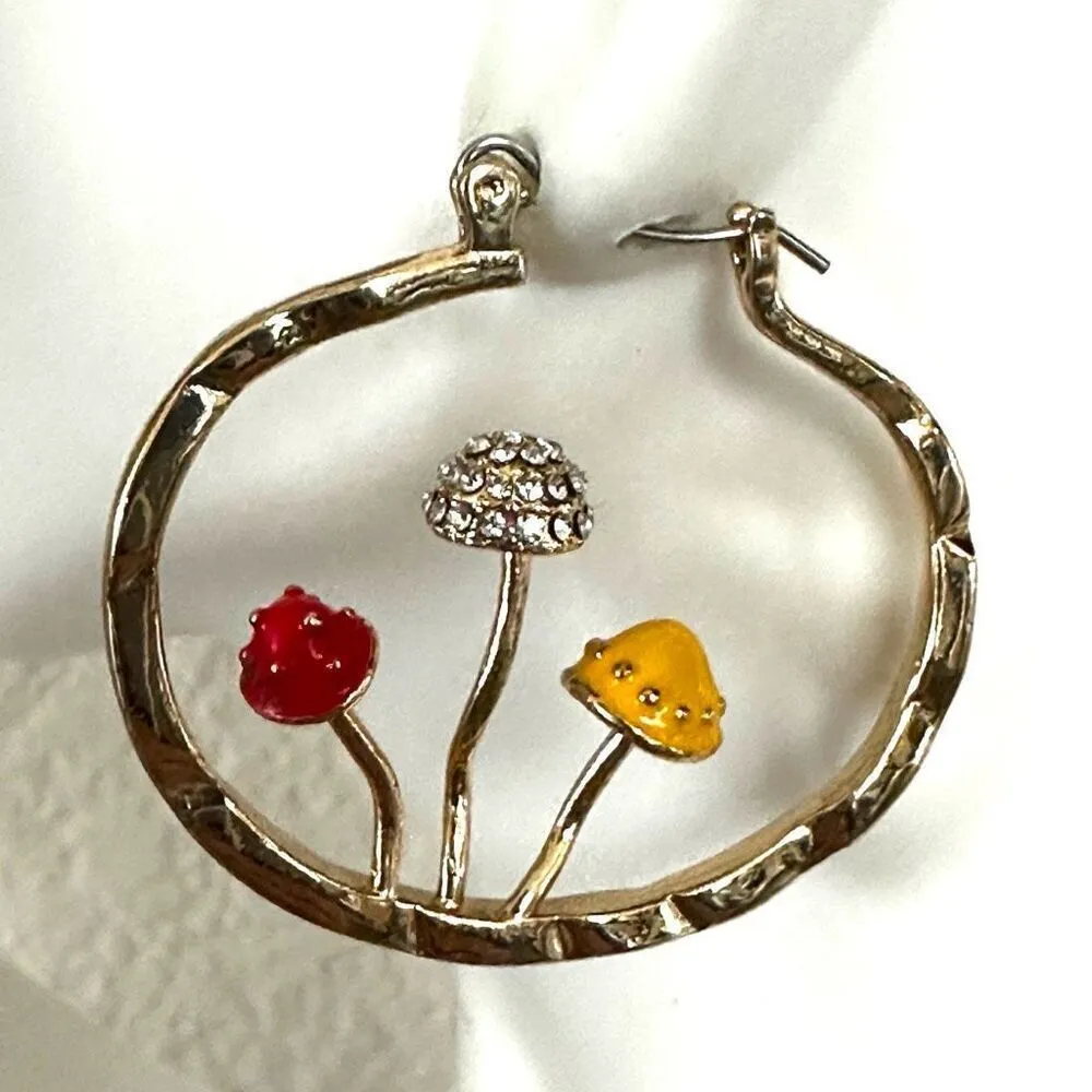 Gold tone mushroom hoop earrings - Image 4