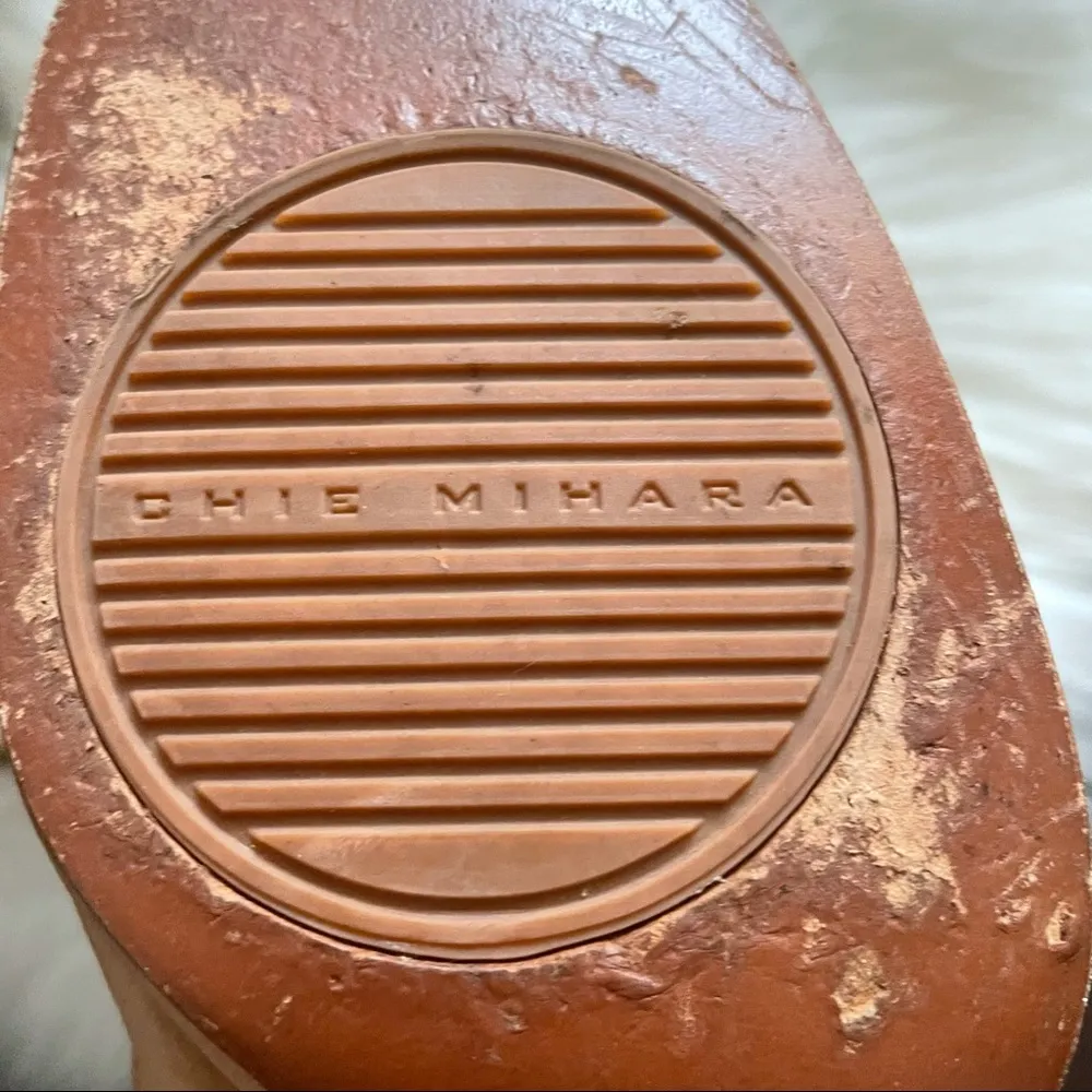 Chie Mihara Nude Slingback pumps heels closed toe Size 9 - Image 3