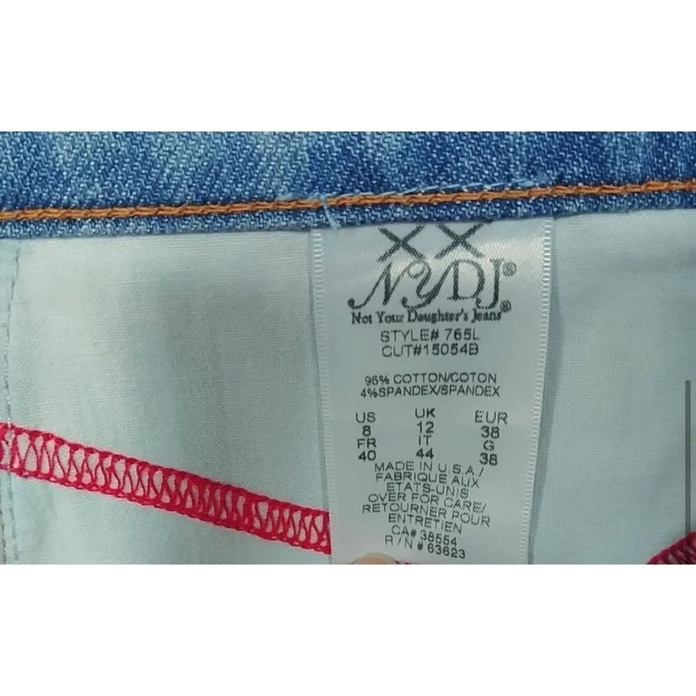 NEW NYDJ Light Wash Straight-Leg Jeans Flattering & Comfy 8 - Image 6