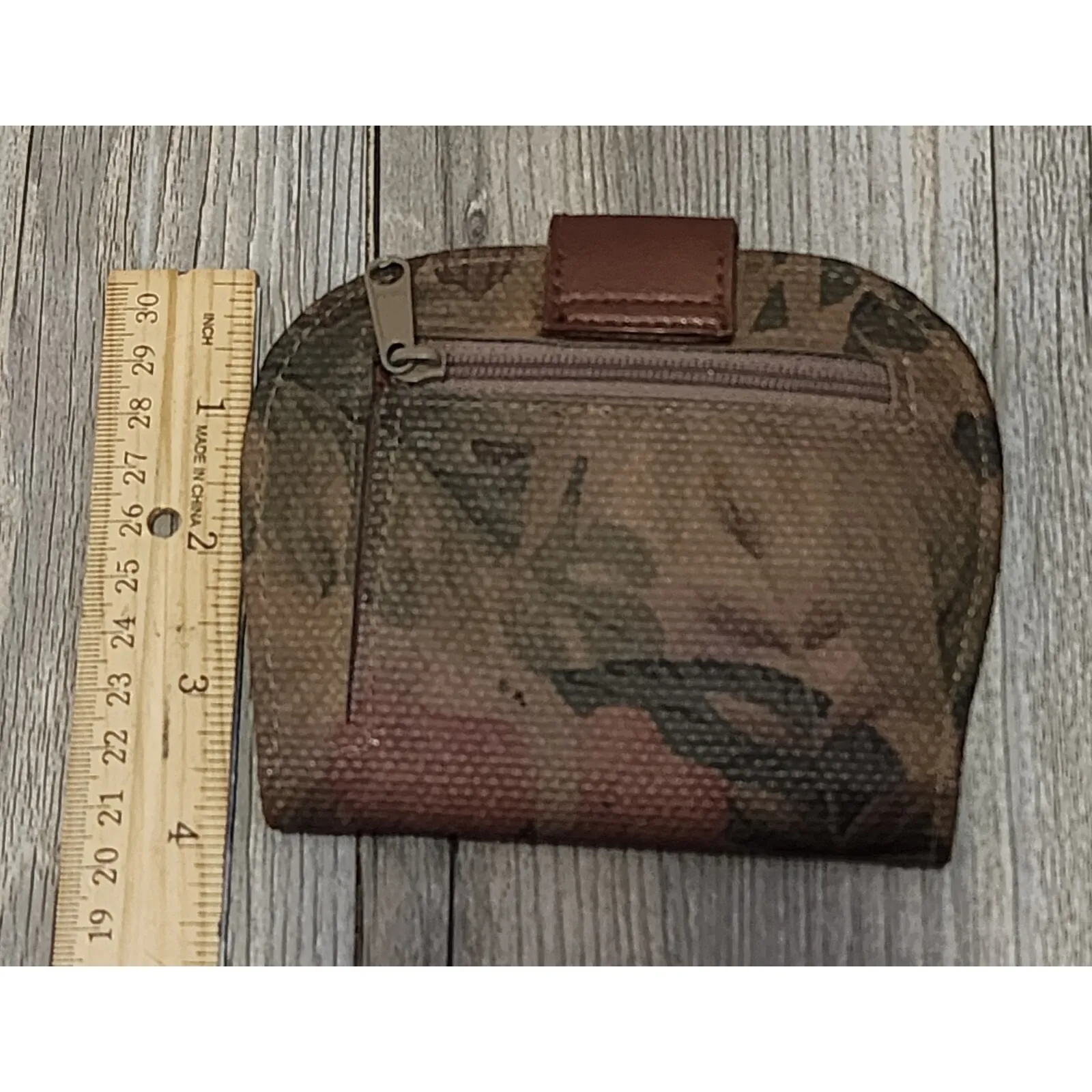 Liz Claiborne Floral Wallet Coin Purse‎ Small Brown Canvas Zip Closure - Image 2