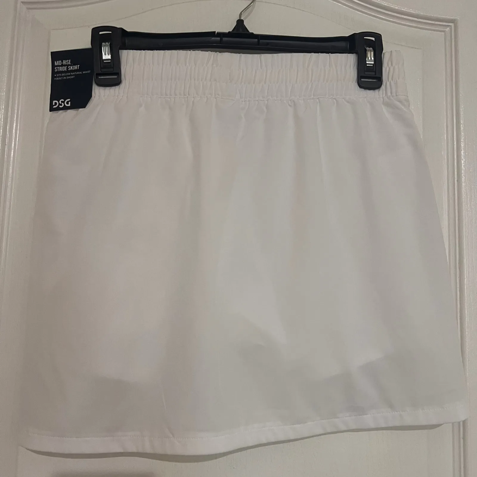 DSG Athletic Skort‎ White Mid - Image 5